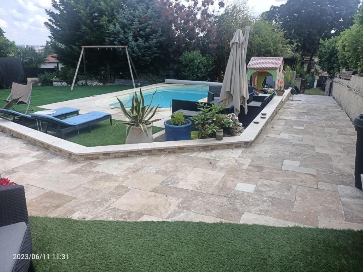 Apartament Le Petit Cocon - Parking Prive - Lyon Sud Vénissieux Zewnętrze zdjęcie